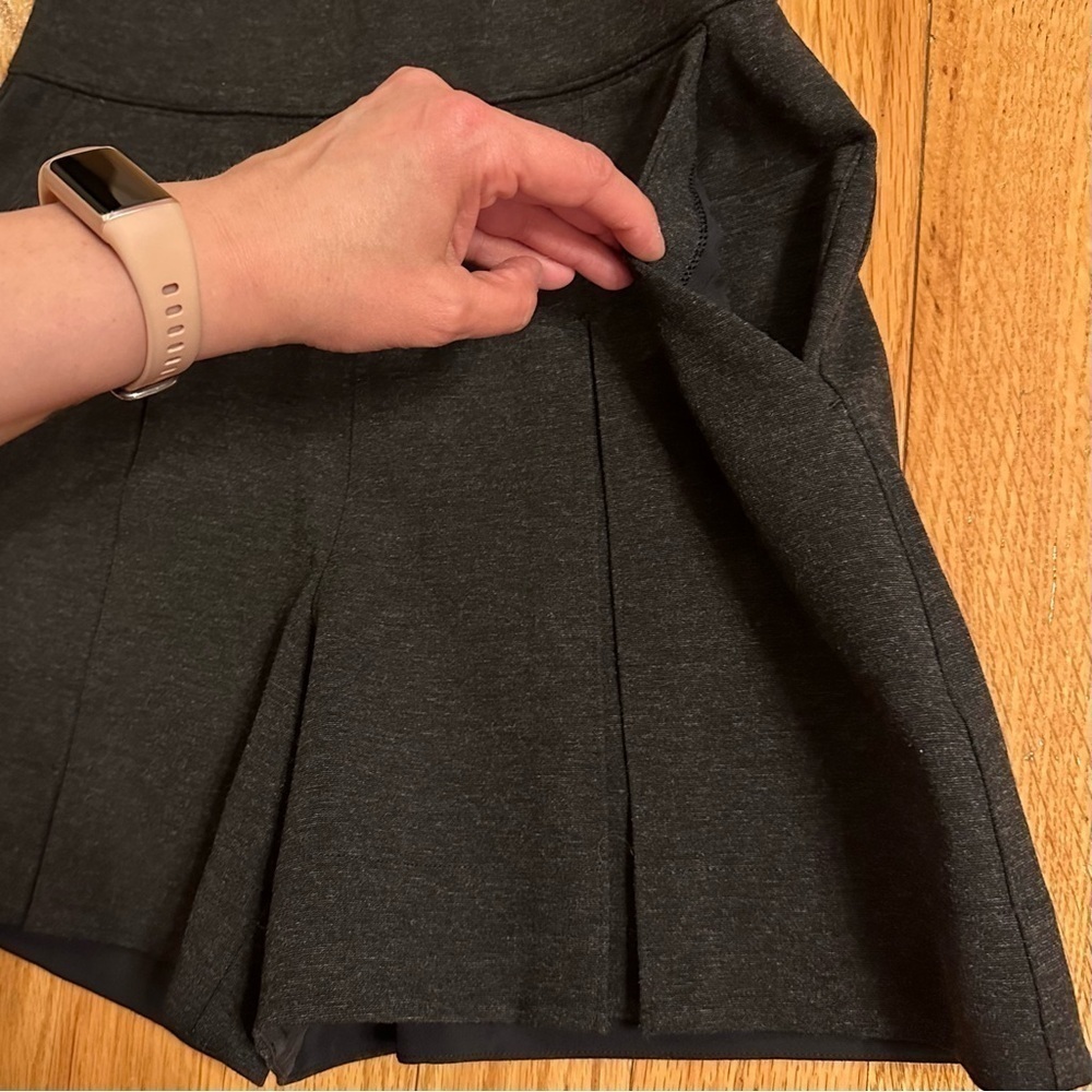 Kit and Ace High Waisted Pull On Pleated Shorts Pockets Charcoal Gray Sz 6 - Picture 6 of 9